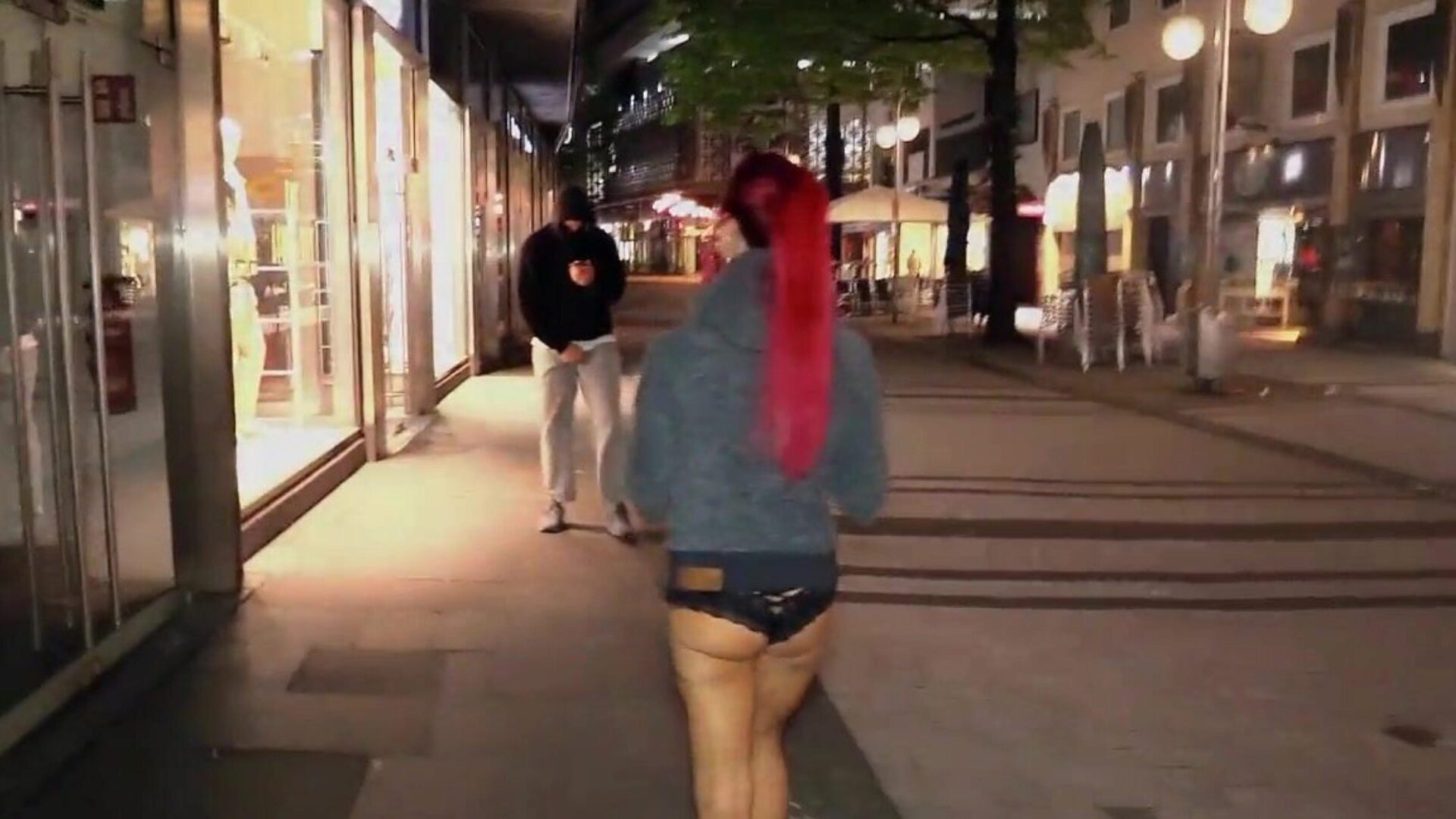 GERMAN REDHEAD TEEN BITCH PICKUP STRANGER IN COLOGNE TO SEX