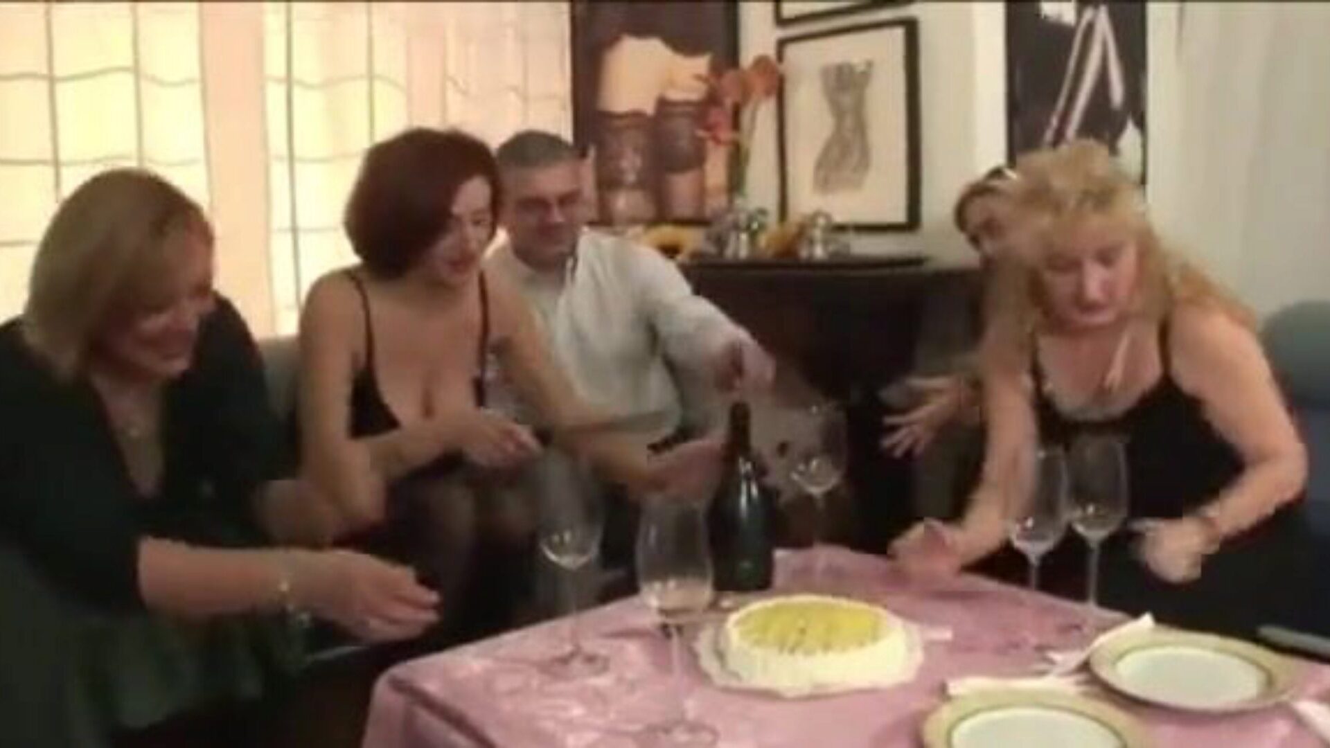 4 mature honeys in fuckfest