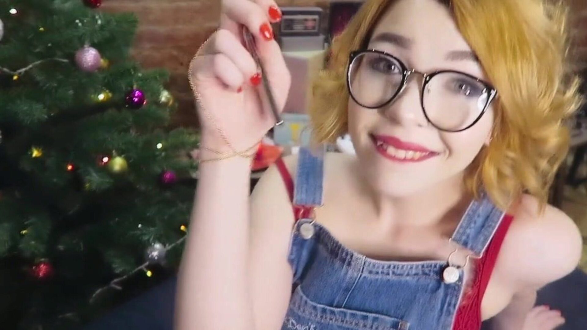 Christmas Wet Solo Masturbation with Pornhub Gift